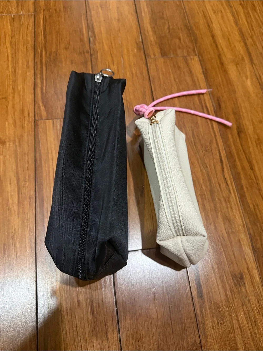 Bundle 2x cosmetics bags